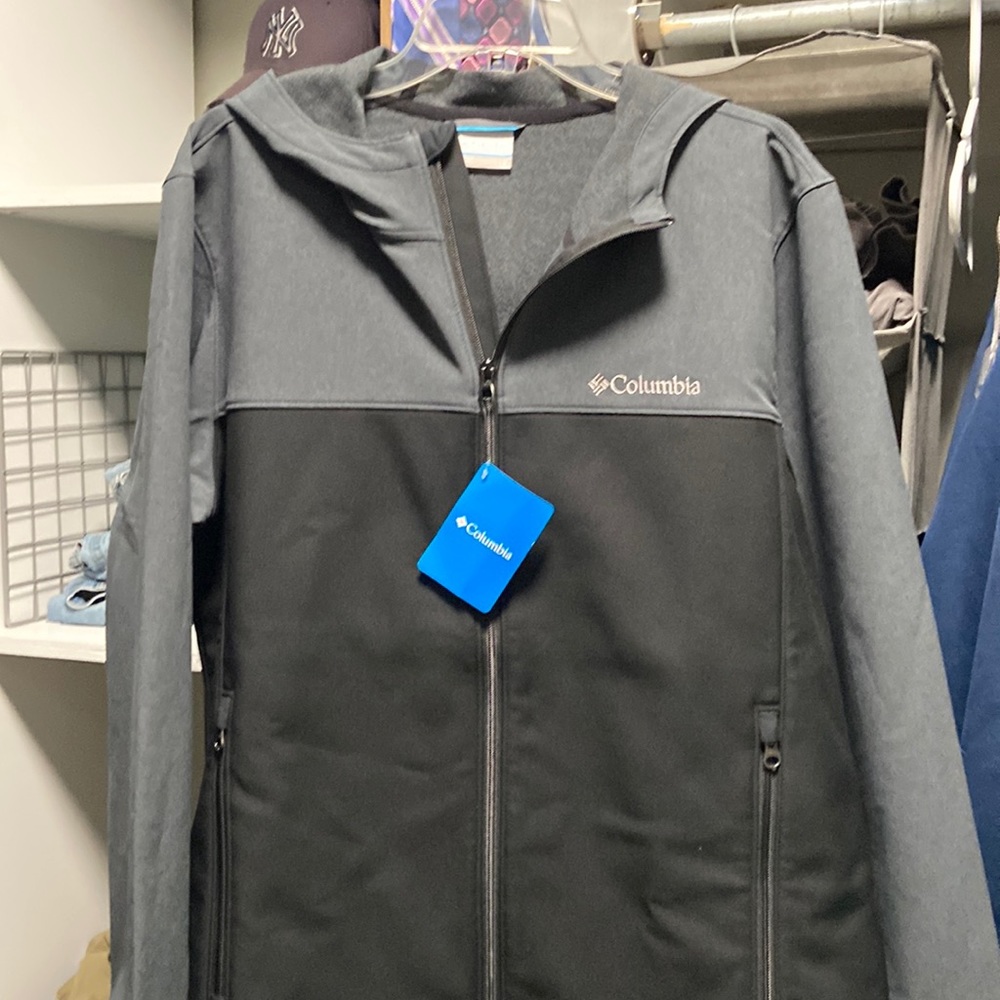 Columbia Hooded Softshell